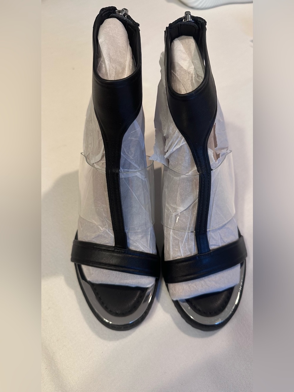 DKNY Black Braydi High Sandal. 4 in heels. Size 8.5